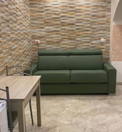 לינה וארוחת בוקר נאפולי Ciro House מראה חיצוני תמונה