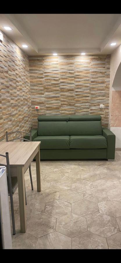לינה וארוחת בוקר נאפולי Ciro House מראה חיצוני תמונה