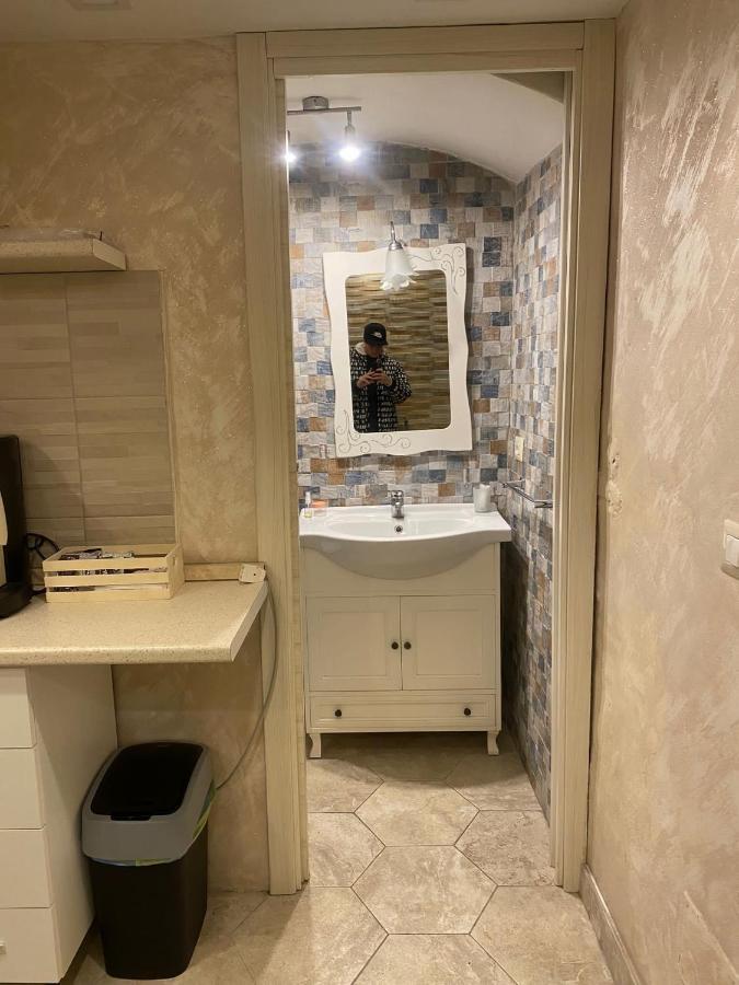 לינה וארוחת בוקר נאפולי Ciro House מראה חיצוני תמונה